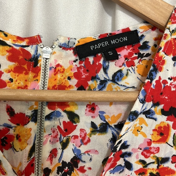 Floral Pattern Tank Top (Paper Moon) - Picture 5 of 7